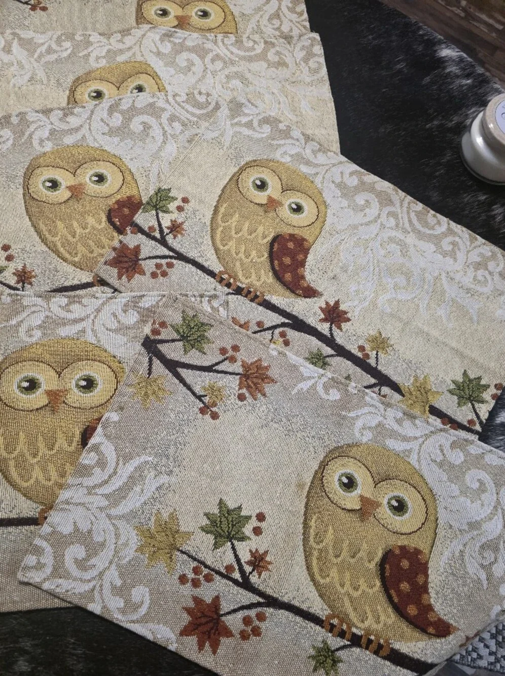 6 Embroidered Owl Decorative Placemats